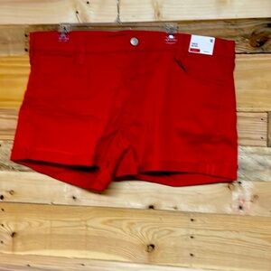 Express size 18 red shortie mid rise 3” shorts stretch+ super soft